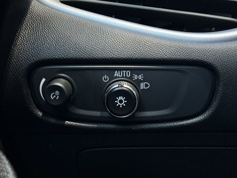 Used 2024 Chevrolet Malibu LT FWD image 21