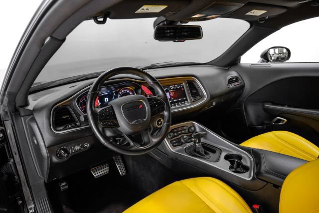 Used 2022 Dodge Challenger R/T Scat Pack RWD image 4