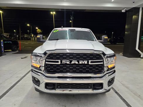 Used 2024 RAM 2500 Big Horn w/ Off Road Package AWD/4WD image 9