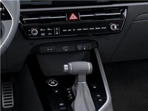 New 2025 Kia Niro EX Touring image 77