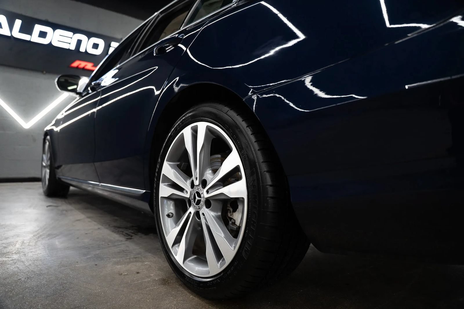 Used 2019 Mercedes-Benz C 300 Sedan image 28