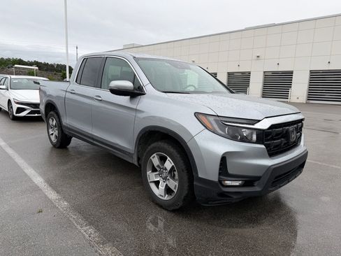 Used 2025 Honda Ridgeline RTL image 4