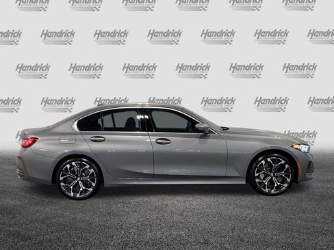 Used 2025 BMW 330i Sedan w/ Convenience Package image 9