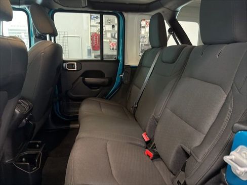 Used 2019 Jeep Wrangler Unlimited Sport S AWD/4WD image 23
