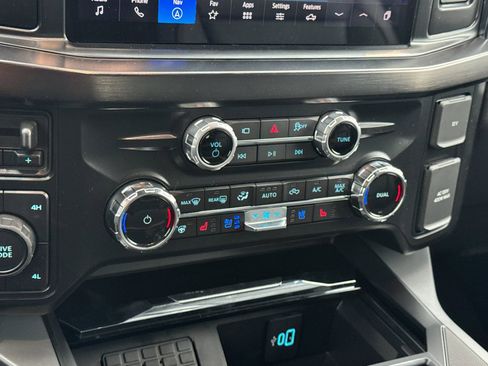 New 2026 Ford F350 Lariat w/ FX4 Off-Road Package image 23