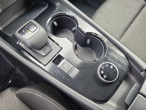 Used 2024 Nissan Rogue SV image 24