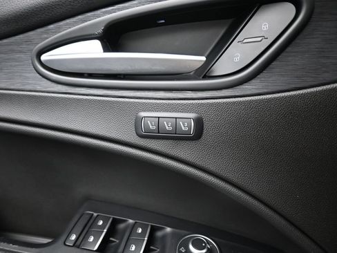 Used 2020 Alfa Romeo Stelvio w/ Nero Edizione RWD image 11