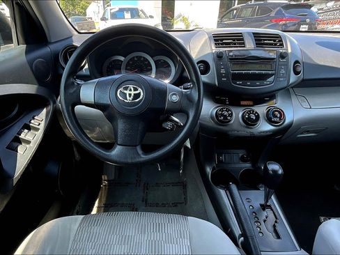 Used 2011 Toyota RAV4 4WD w/ Base L4 Extra Value Pkg image 5
