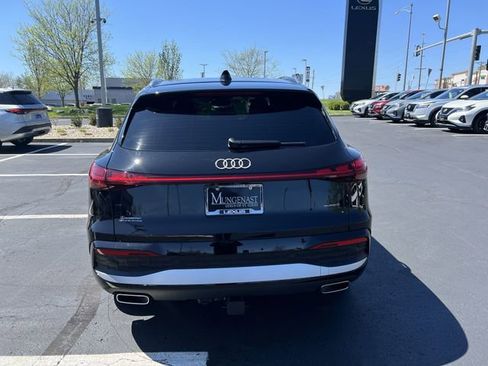 Used 2025 Audi Q5 Prestige AWD/4WD image 4