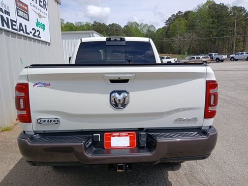 Used 2024 RAM 2500 Limited w/ Safety Group AWD/4WD image 5