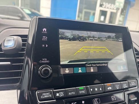Used 2024 Honda Odyssey Sport image 4