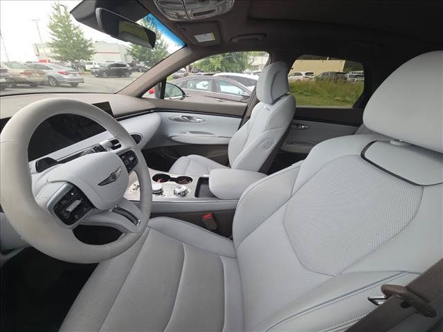 Used 2026 Genesis GV70 2.5T Advanced AWD/4WD image 6