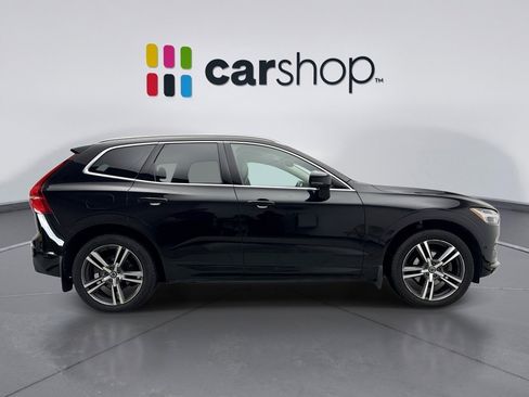 Used 2019 Volvo XC60 T5 Momentum w/ Premium Package image 6