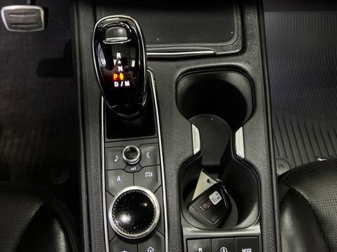 Used 2024 Cadillac XT4 Sport image 28