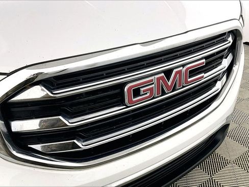 Used 2019 GMC Terrain SLT image 29