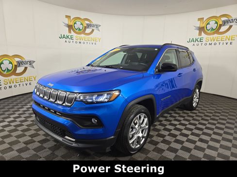 Used 2022 Jeep Compass Latitude w/ Sun and Sound Group image 3