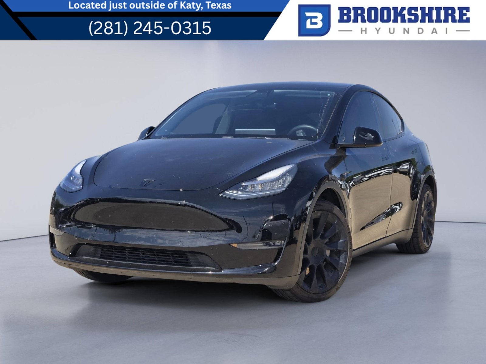 Used 2021 Tesla Model Y Long Range AWD/4WD image 1