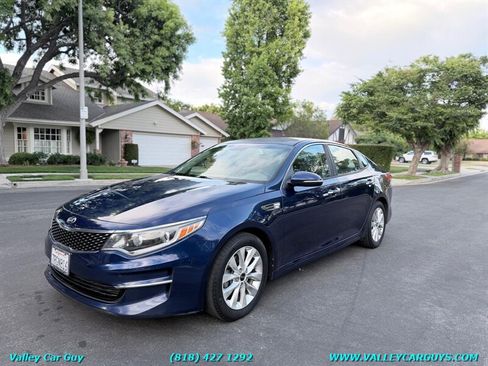 Used 2016 Kia Optima EX FWD image 2