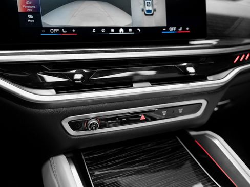 Used 2024 BMW X6 M60i image 51