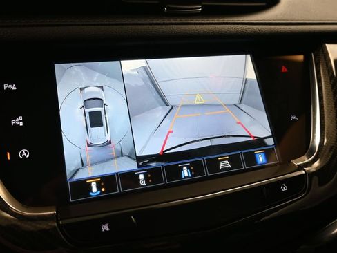 Used 2023 Cadillac XT6 Sport w/ Technology Package AWD/4WD image 19