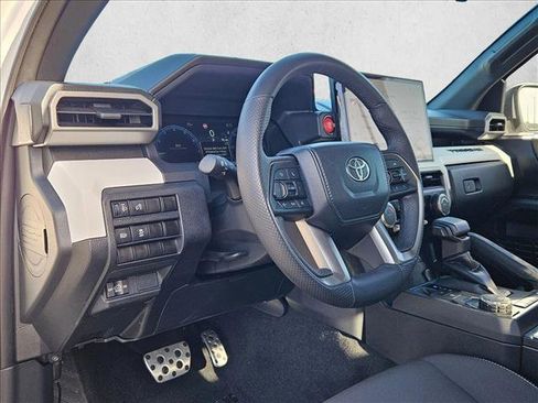 Used 2024 Toyota Tacoma TRD Sport RWD image 10