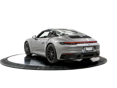 Certified 2022 Porsche 911 Targa 4 GTS AWD/4WD image 3