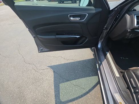 Used 2020 Acura TLX V6 FWD image 11