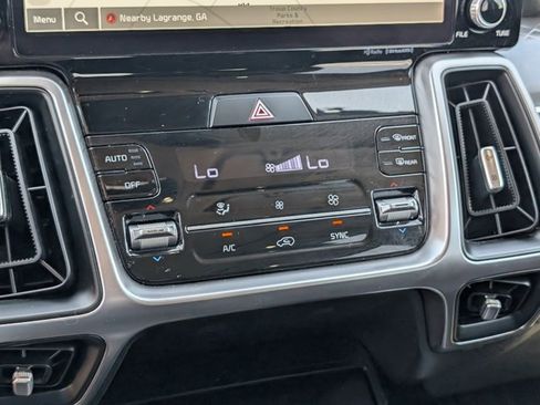 Used 2023 Kia Sorento S w/ Panoramic Sunroof Package FWD image 29