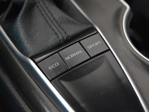 Used 2023 Toyota Camry LE FWD image 27