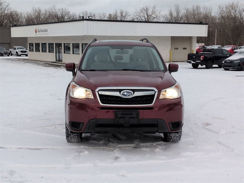 Used 2016 Subaru Forester 2.5i Premium w/ All-Weather Package image 8