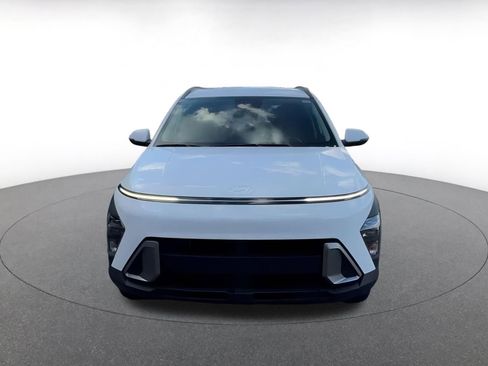 Used 2025 Hyundai Kona SEL image 5