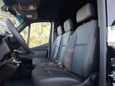 New 2025 Mercedes-Benz Sprinter 2500 image 8