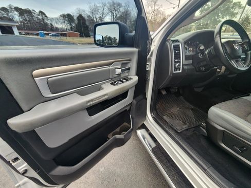 Used 2016 RAM 1500 Big Horn image 13