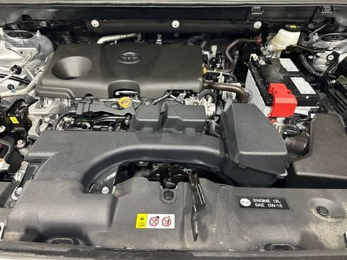 Used 2025 Toyota RAV4 XLE image 65