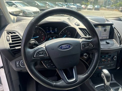 Used 2019 Ford Escape SE AWD/4WD image 14