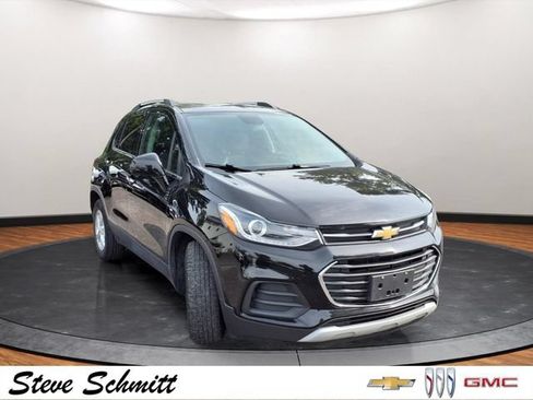 Certified 2019 Chevrolet Trax LT w/ LT Convenience Package FWD image 25