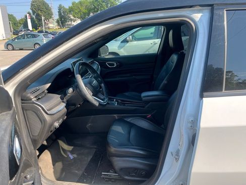 Used 2022 Jeep Compass High Altitude AWD/4WD image 4
