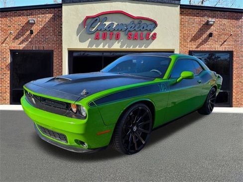Used 2017 Dodge Challenger T/A image 4