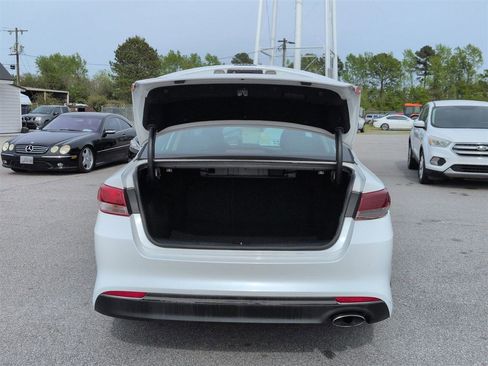 Used 2016 Kia Optima LX FWD image 30