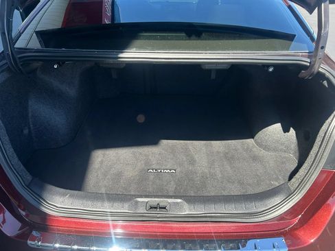 Used 2023 Nissan Altima 2.5 SV AWD/4WD image 18