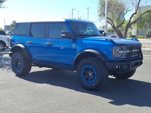 Certified 2023 Ford Bronco Badlands w/ Sasquatch Package AWD/4WD image 7