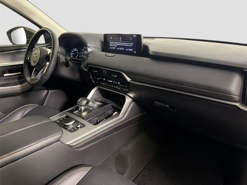 Used 2024 MAZDA CX-90 3.3 Turbo w/ Preferred Package AWD/4WD image 30