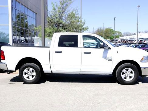 Used 2022 RAM 1500 Tradesman w/ Chrome Appearance Group image 4