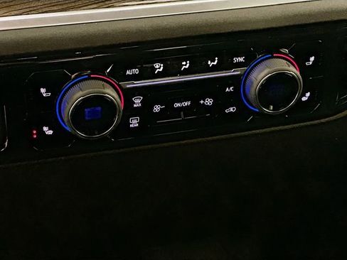 New 2026 Chevrolet Silverado 1500 LT w/ LPO, Dark Essentials Package image 20