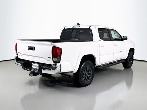 Used 2023 Toyota Tacoma SR5 AWD/4WD image 5