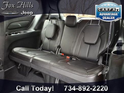 Certified 2026 Chrysler Pacifica Select FWD image 11