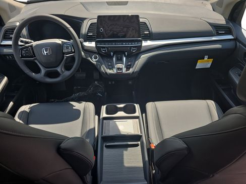 New 2026 Honda Odyssey EX-L image 9
