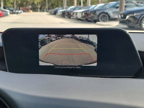 Used 2022 MAZDA MAZDA3 s image 32