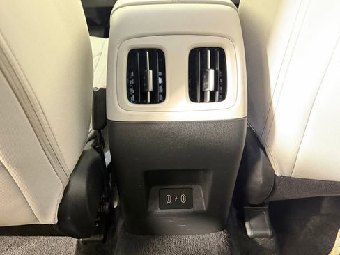 Used 2025 Hyundai Tucson SEL AWD/4WD image 15
