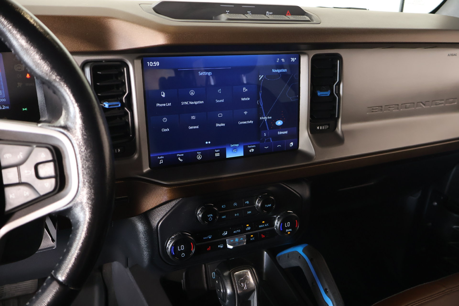 Used 2023 Ford Bronco Outer Banks AWD/4WD image 5